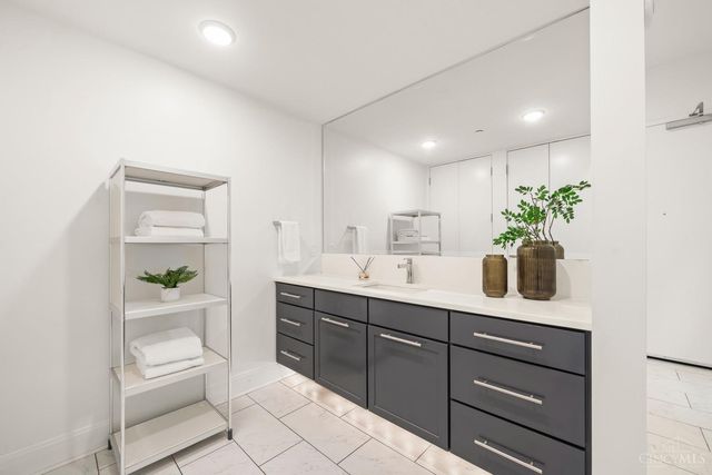 1203 Vine Street, Cincinnati, OH 45202