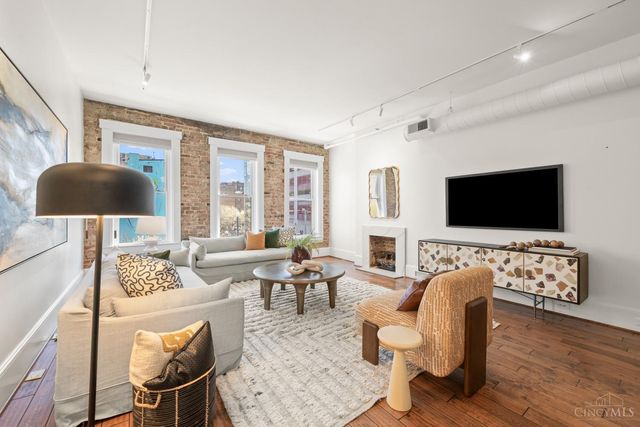 1203 Vine Street, Cincinnati, OH 45202