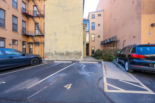 1203 Vine Street, Cincinnati, OH 45202