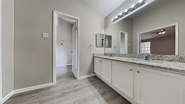 3322 Whispering Way Drive, Richmond, TX 77406