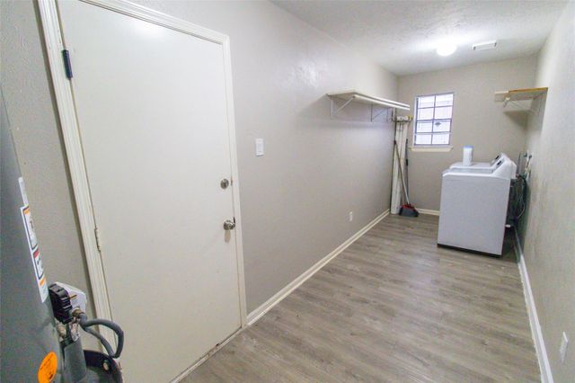 3322 Whispering Way Drive, Richmond, TX 77406