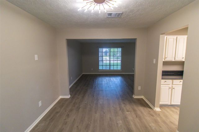 3322 Whispering Way Drive, Richmond, TX 77406