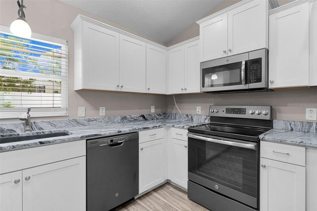 8770 SE 161ST STREET, Summerfield, FL 34491