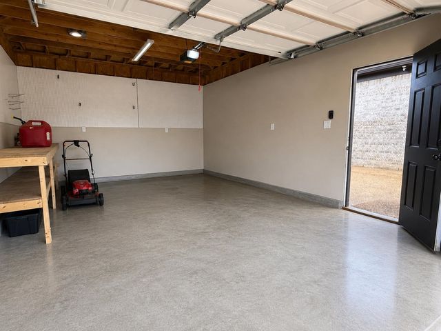 91 NUGGET CV, Atoka, TN 38004