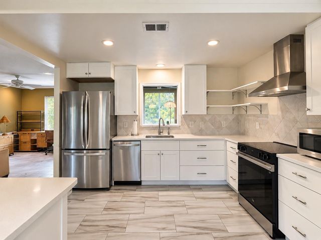 2979 CAPTIVA GARDENS DRIVE 22, Sarasota, FL 34231