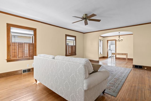 412 Welty Avenue, Rockford, IL 61107