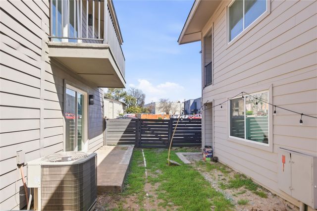 2707 Windswept CV 101, Austin, TX 78745