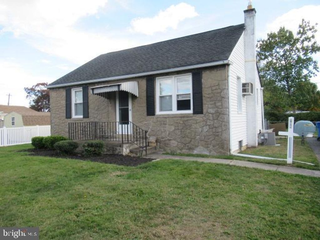 222 NEW YORK AVE, Croydon, PA 19021