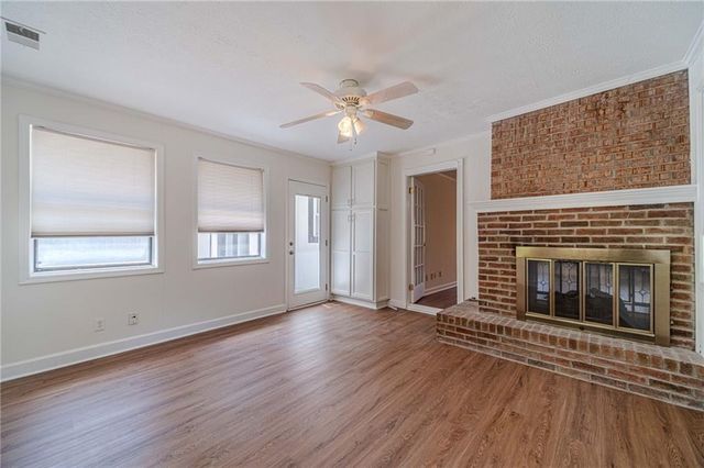 4858 Tarleton Drive SW, Lilburn, GA 30047
