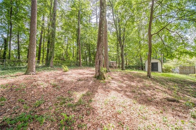 4858 Tarleton Drive SW, Lilburn, GA 30047