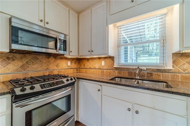 4858 Tarleton Drive SW, Lilburn, GA 30047