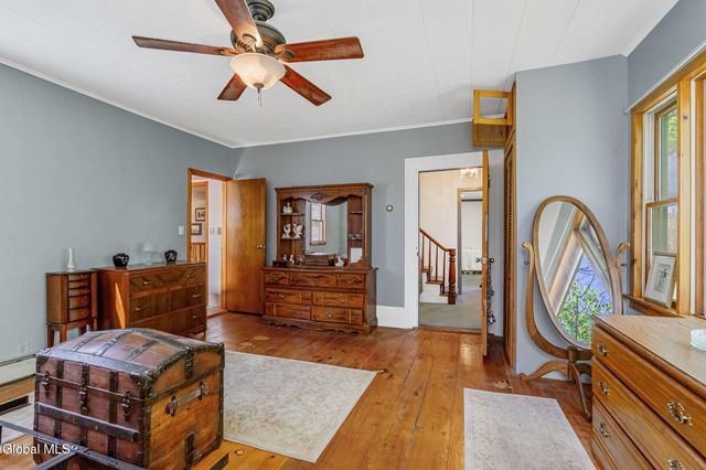 533 New Baltimore Road, New Baltimore, NY 12192