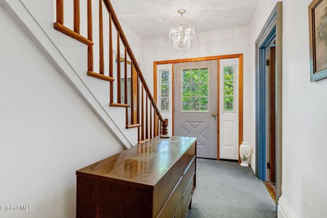 533 New Baltimore Road, New Baltimore, NY 12192