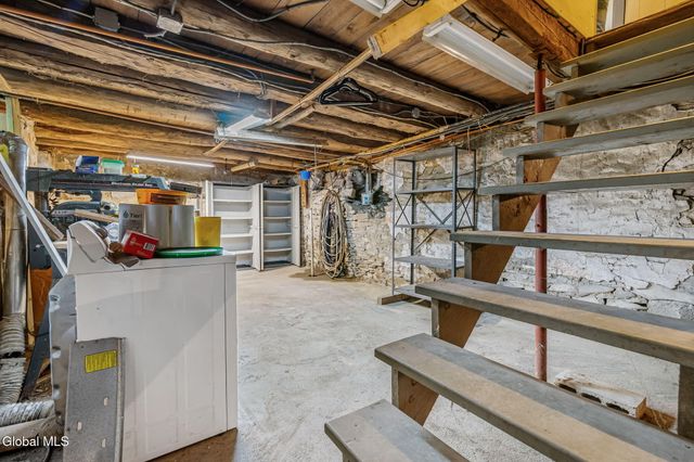 533 New Baltimore Road, New Baltimore, NY 12192