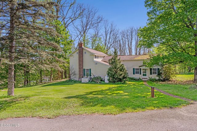 533 New Baltimore Road, New Baltimore, NY 12192