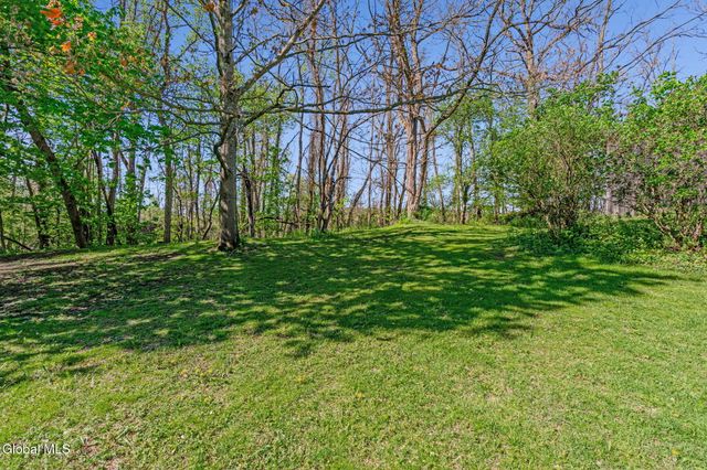 533 New Baltimore Road, New Baltimore, NY 12192