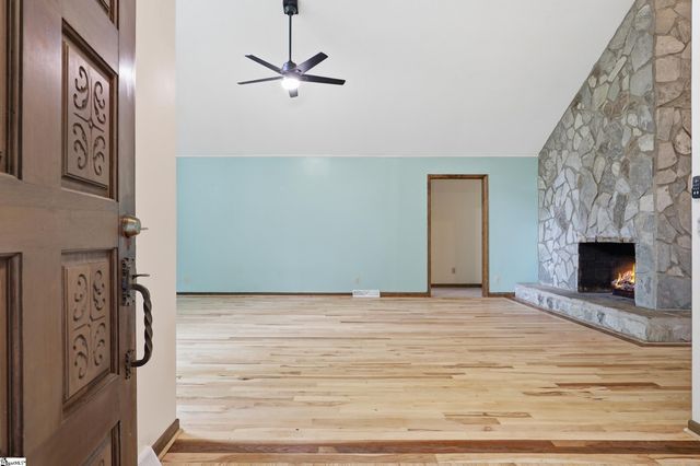 68 Washington Drive, Piedmont, SC 29673