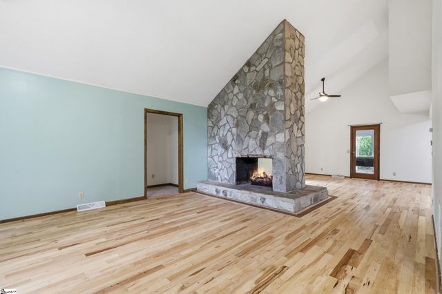 68 Washington Drive, Piedmont, SC 29673