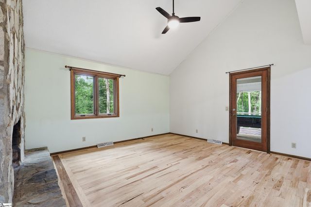 68 Washington Drive, Piedmont, SC 29673