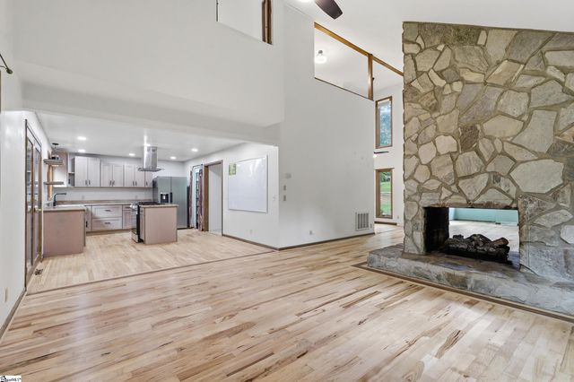 68 Washington Drive, Piedmont, SC 29673