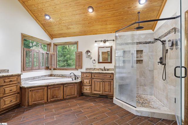 68 Washington Drive, Piedmont, SC 29673