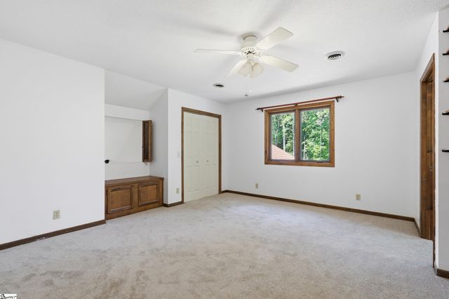 68 Washington Drive, Piedmont, SC 29673