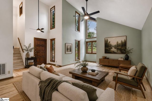 68 Washington Drive, Piedmont, SC 29673