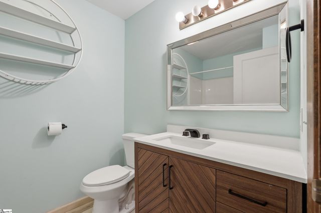 68 Washington Drive, Piedmont, SC 29673
