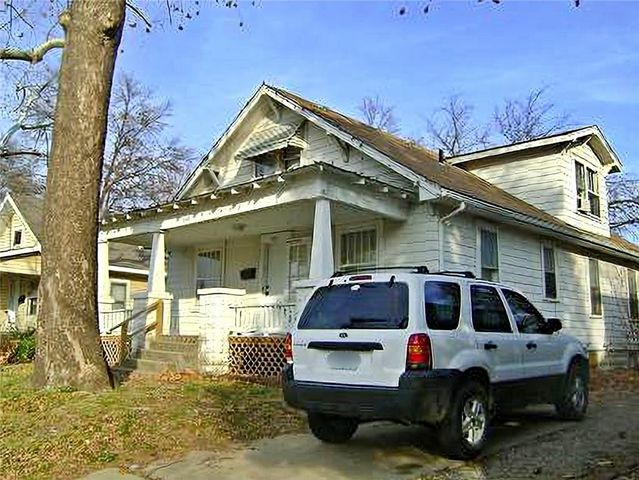 1915 S Broadway Street, Pittsburg, KS 66762