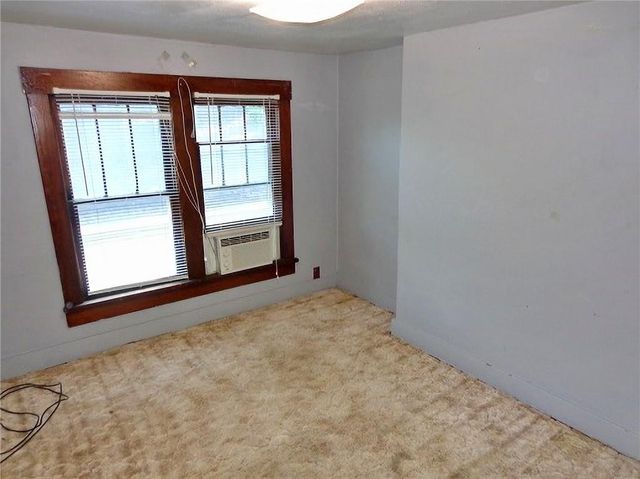 1915 S Broadway Street, Pittsburg, KS 66762