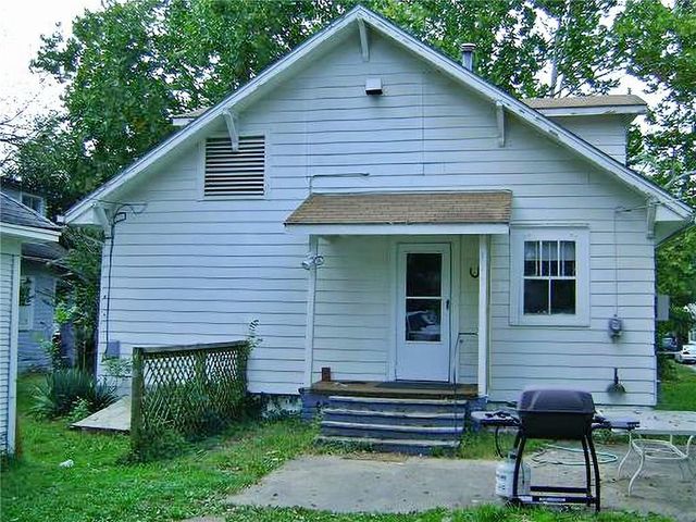 1915 S Broadway Street, Pittsburg, KS 66762