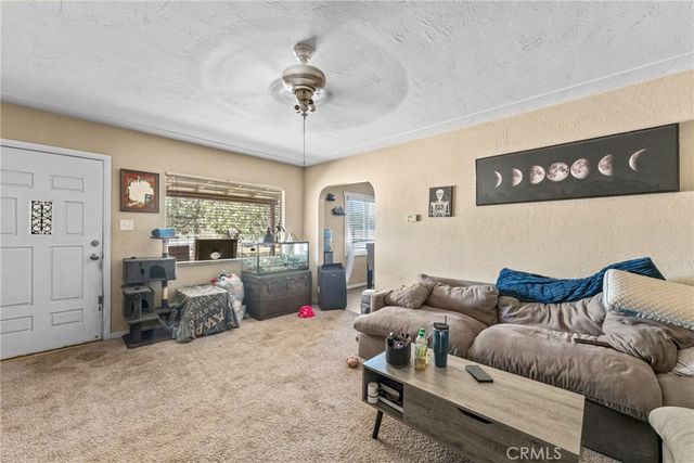 32911 Avenue E, Yucaipa, CA 92399