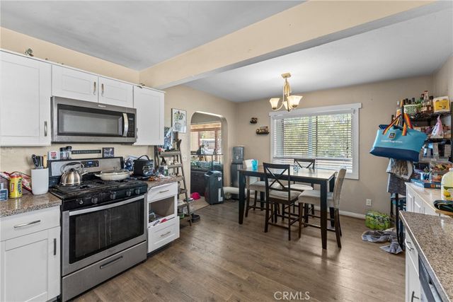 32911 Avenue E, Yucaipa, CA 92399