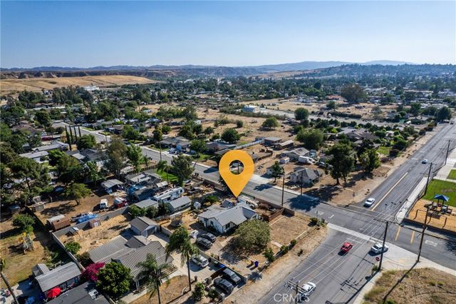 32911 Avenue E, Yucaipa, CA 92399