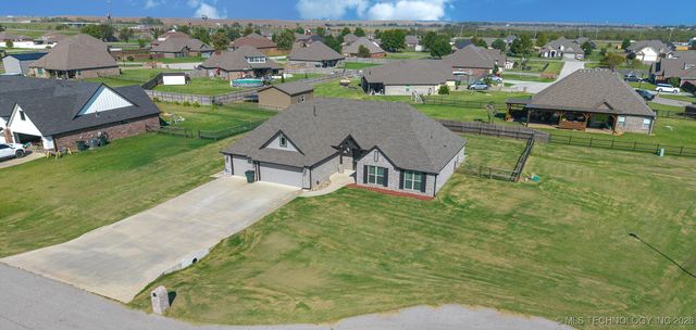 5607 E 142nd Place North, Collinsville, OK 74021