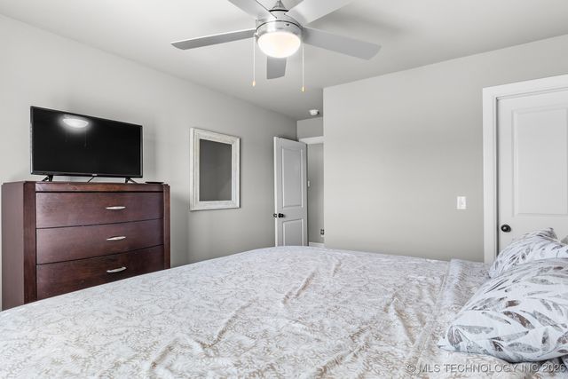 5607 E 142nd Place North, Collinsville, OK 74021