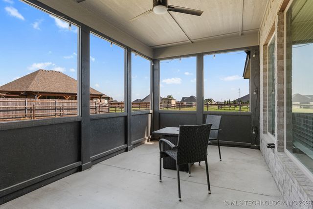 5607 E 142nd Place North, Collinsville, OK 74021