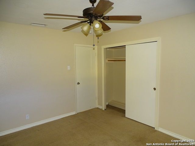 8514 GLEN CT, San Antonio, TX 78239