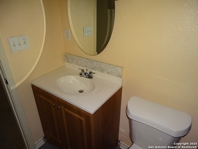 8514 GLEN CT, San Antonio, TX 78239