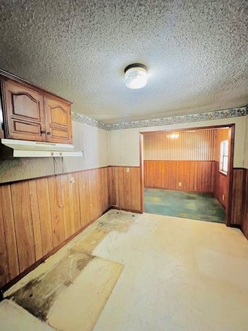 438 Atkins Street, Sulphur Springs, TX 75482