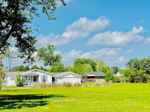 438 Atkins Street, Sulphur Springs, TX 75482
