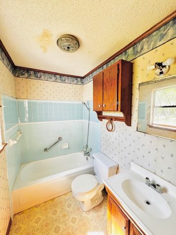 438 Atkins Street, Sulphur Springs, TX 75482