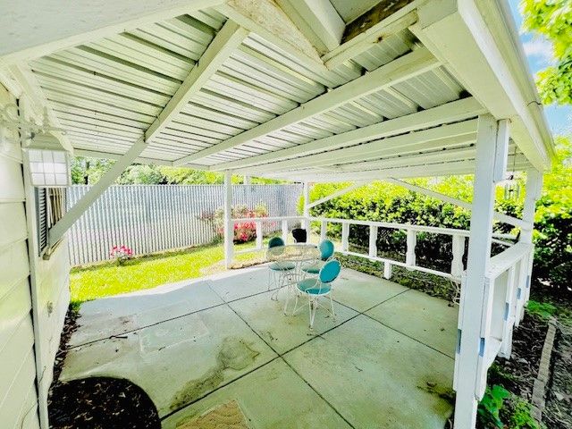 438 Atkins Street, Sulphur Springs, TX 75482