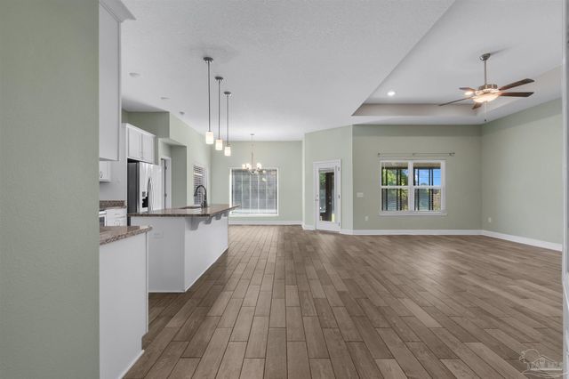 1264 Redwood Ln, Gulf Breeze, FL 32563