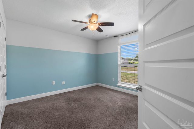1264 Redwood Ln, Gulf Breeze, FL 32563