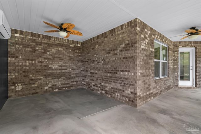 1264 Redwood Ln, Gulf Breeze, FL 32563