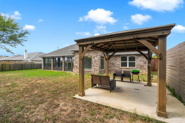 1264 Redwood Ln, Gulf Breeze, FL 32563