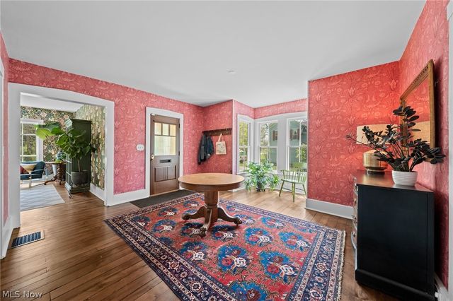 374 N Main Street, Hudson, OH 44236