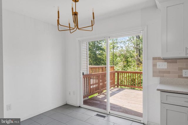 10606 WAKEMAN DR, Fredericksburg, VA 22407
