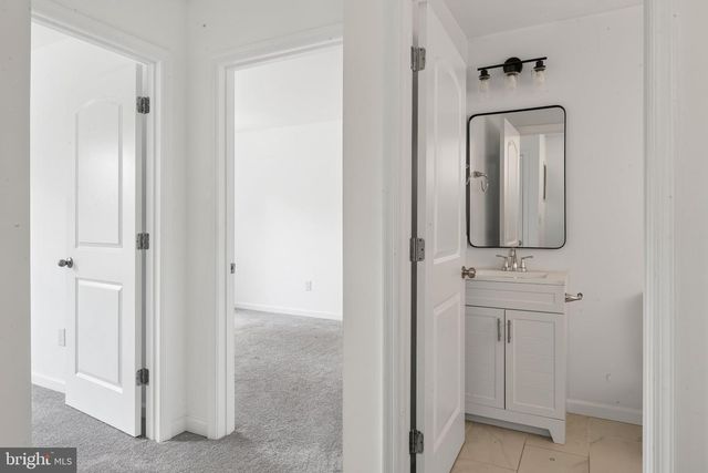 10606 WAKEMAN DR, Fredericksburg, VA 22407